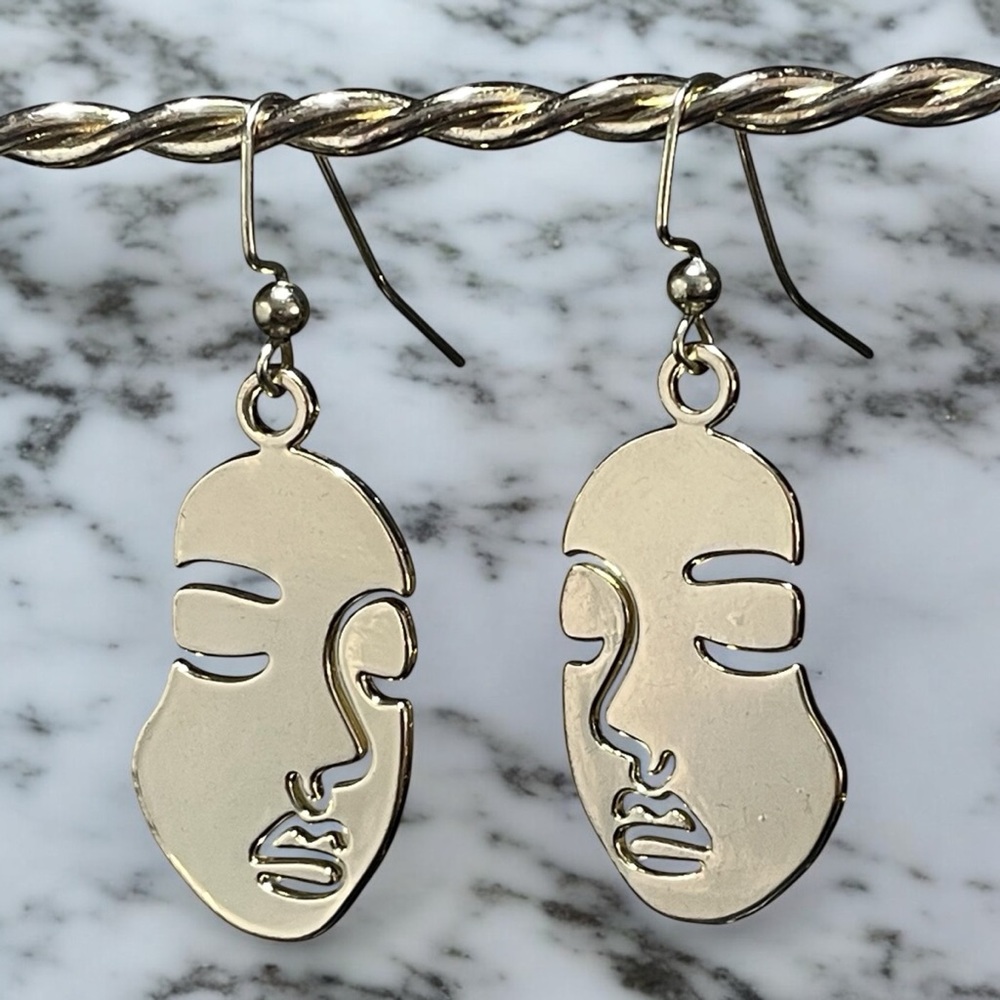 Gold Abstract Face Outline Earrings | Stylish and Artsy Look | Handmade NWT - Picture 7 of 9
